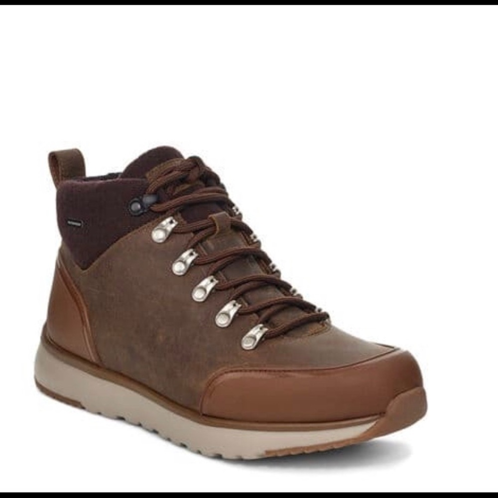 UGG Waterproof Mens Hiker Boot with extra laces